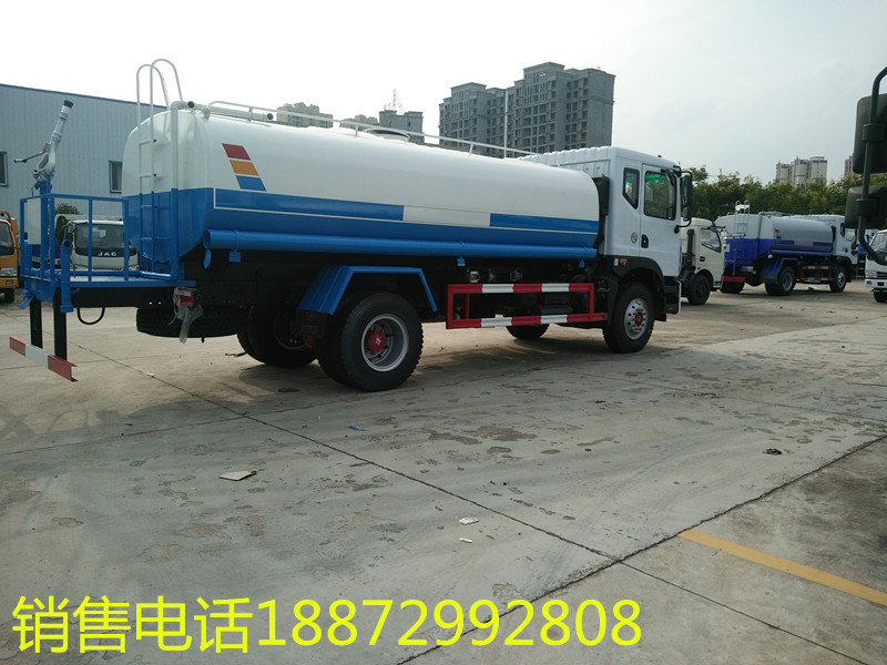 東風(fēng)灑水車生產(chǎn)廠家 東風(fēng)灑水車生產(chǎn)廠家
